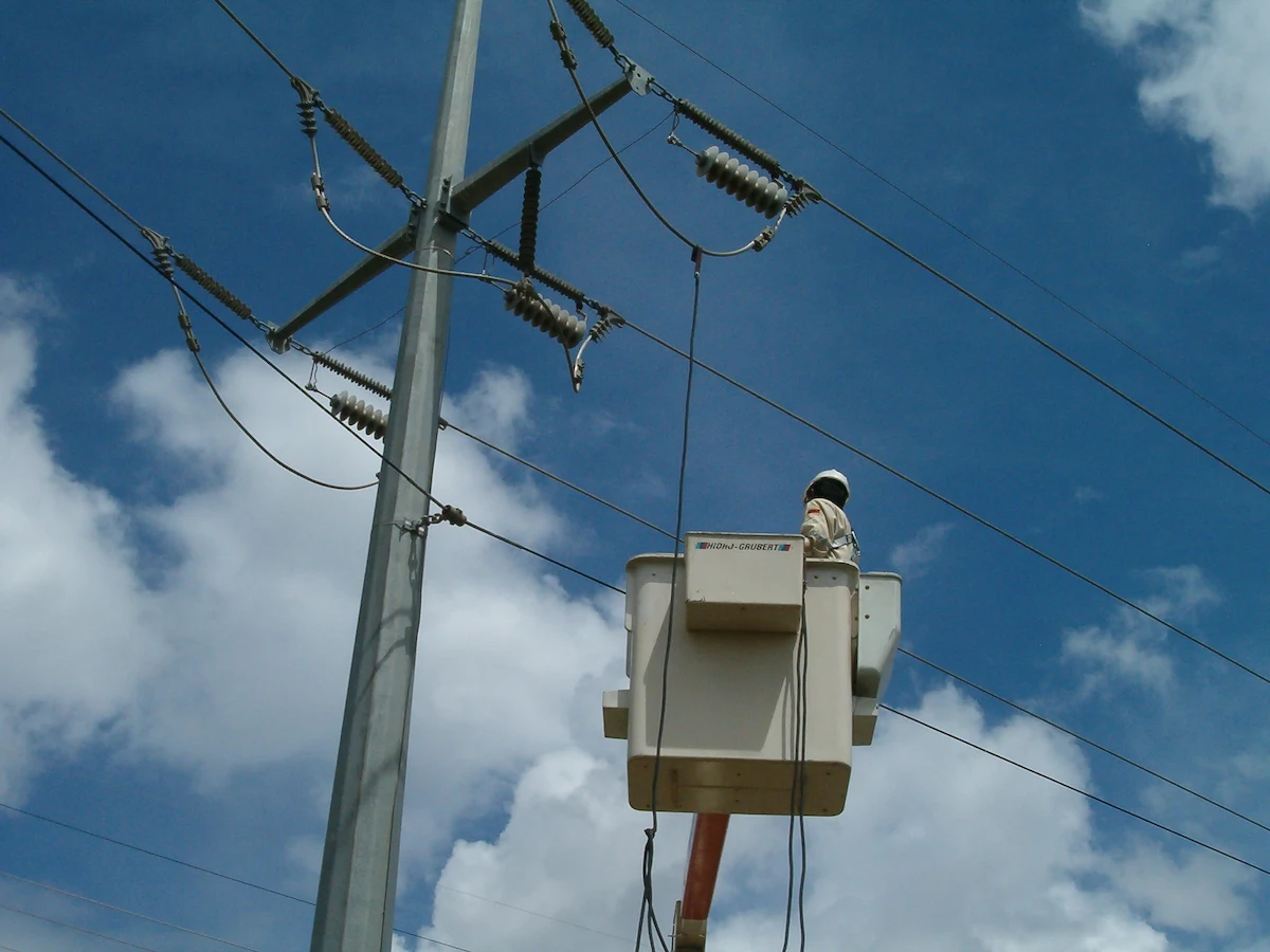 Operación y Mantenimiento de Sistemas Eléctricos