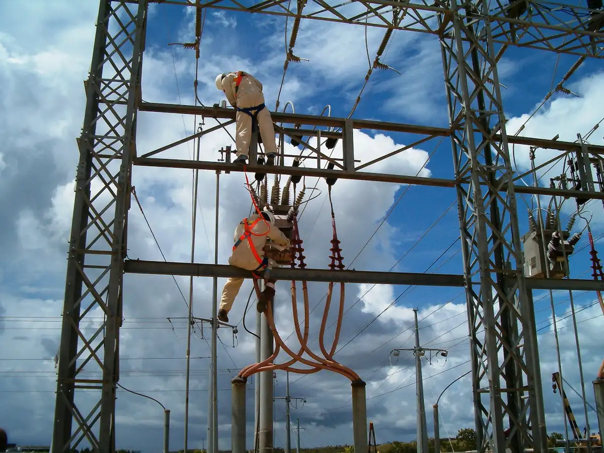 Operación y Mantenimiento de Sistemas Eléctricos